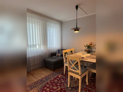 2-rumslägenhet i Järva, 77 m², 9400 kr